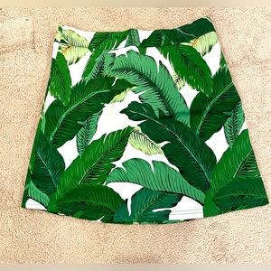 Kameli Boutique Green Leaf 🍃 lined Mini Skirt